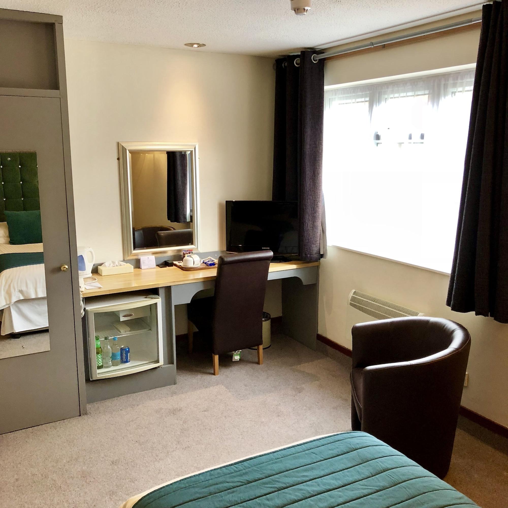 Best Western Compass Inn Tormarton Dış mekan fotoğraf