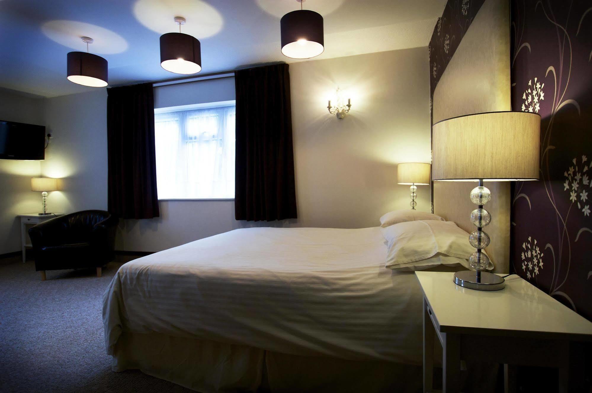Best Western Compass Inn Tormarton Oda fotoğraf