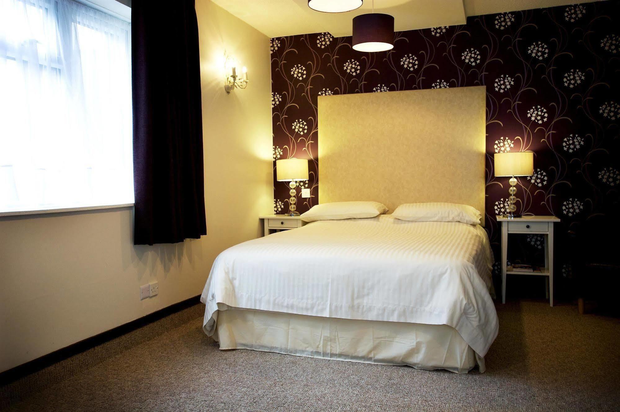 Best Western Compass Inn Tormarton Oda fotoğraf