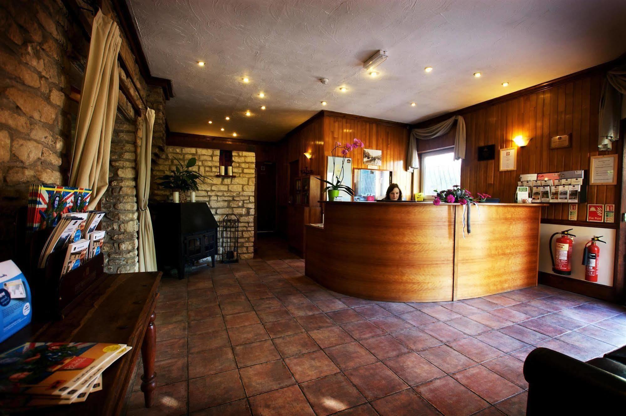 Best Western Compass Inn Tormarton İç mekan fotoğraf