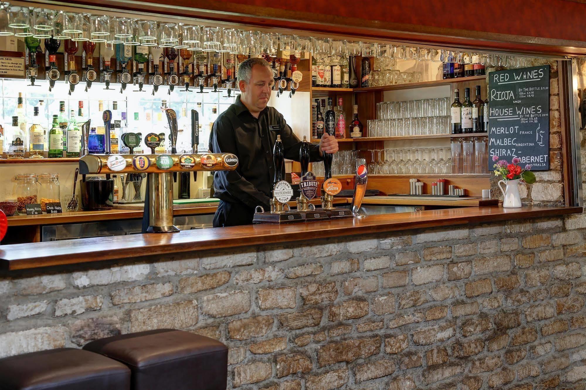 Best Western Compass Inn Tormarton Dış mekan fotoğraf