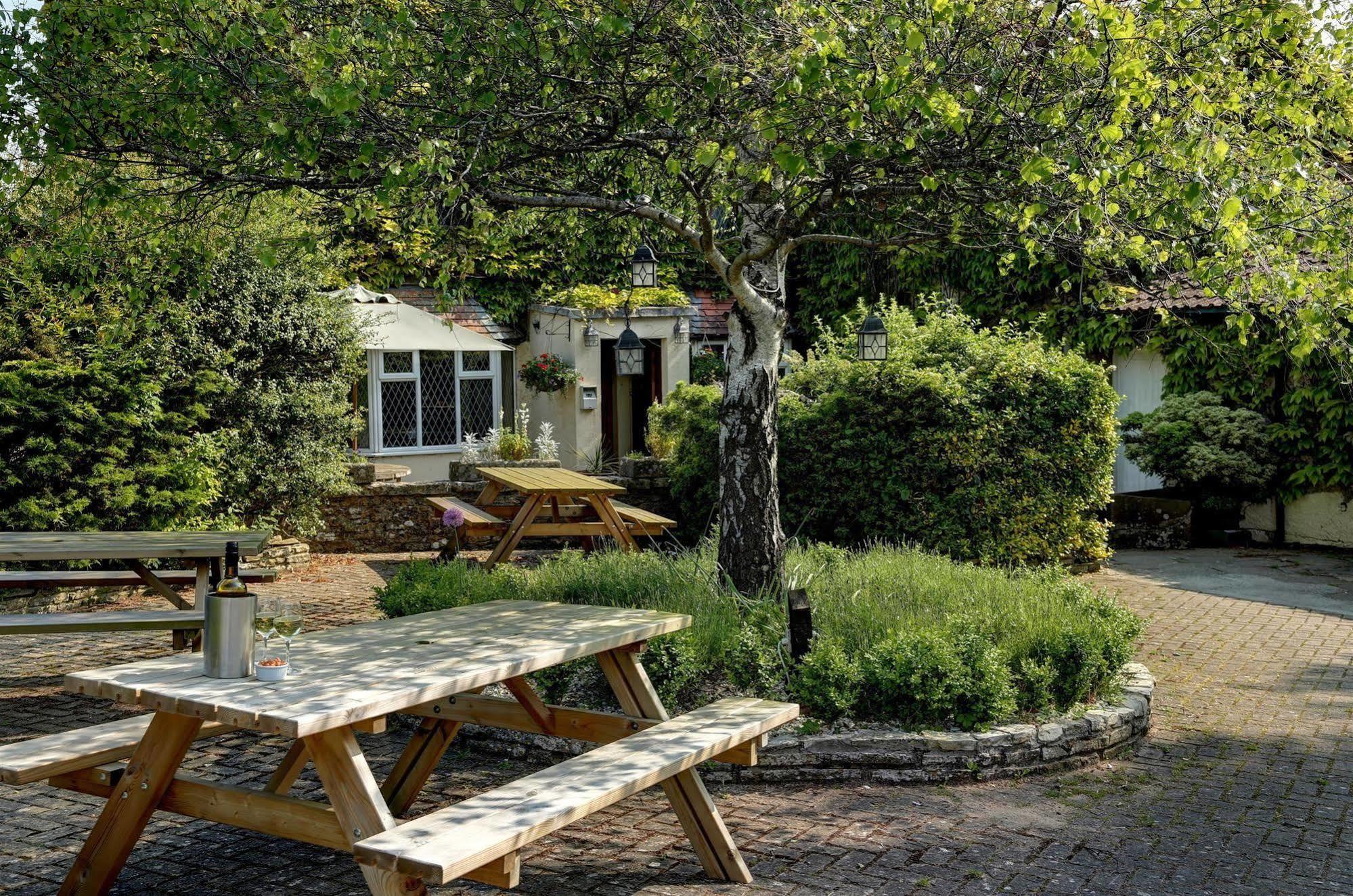 Best Western Compass Inn Tormarton Dış mekan fotoğraf